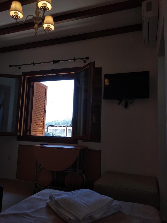 Casa Del Centro Apartment Kardamyla Ngoại thất bức ảnh